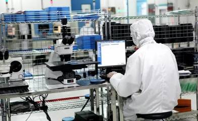 为什么黄色的手机护眼膜透光率能媲美普通透明膜？新材料技术解析